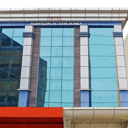 Hotel Itsy By Treebo - Ashoka Grand Varanasi Esterno foto