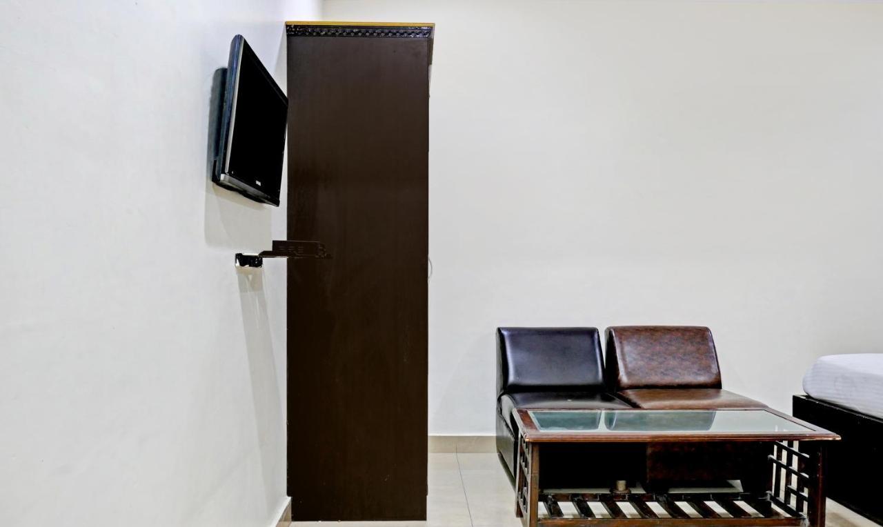 Hotel Itsy By Treebo - Ashoka Grand Varanasi Esterno foto