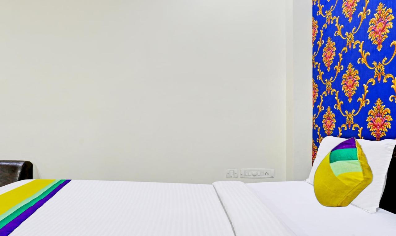 Hotel Itsy By Treebo - Ashoka Grand Varanasi Esterno foto