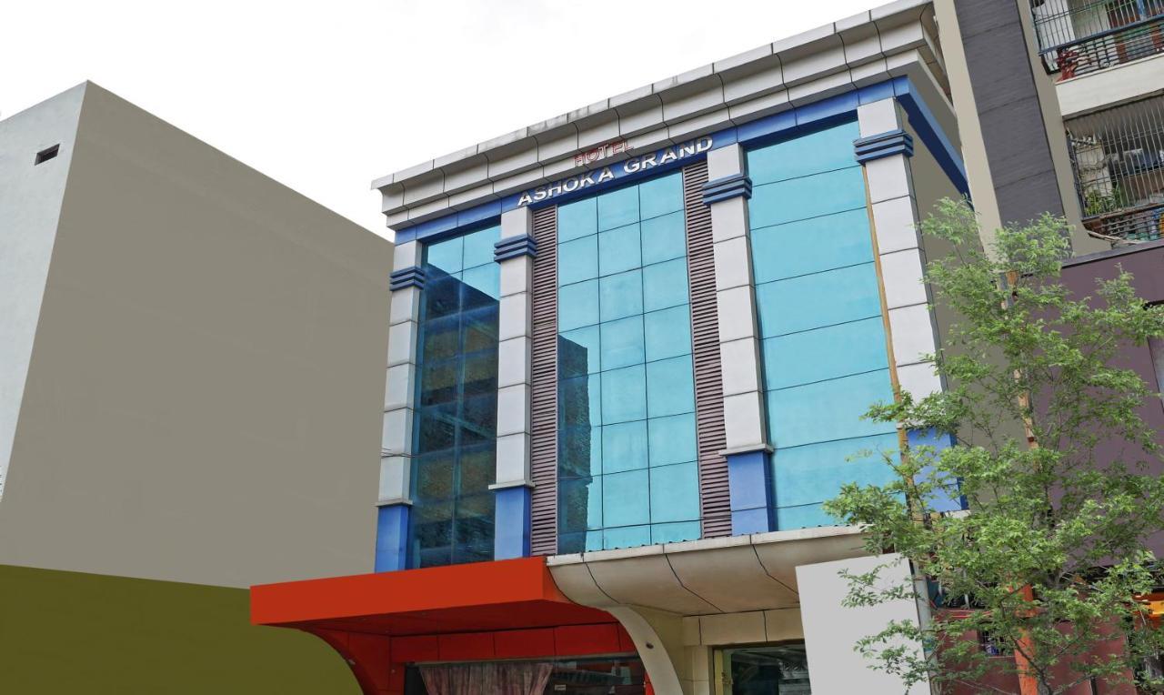 Hotel Itsy By Treebo - Ashoka Grand Varanasi Esterno foto