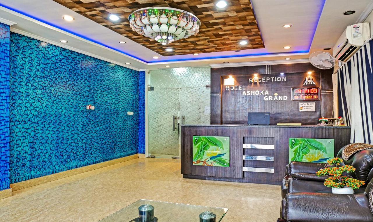Hotel Itsy By Treebo - Ashoka Grand Varanasi Esterno foto